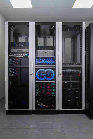 Supercomputer